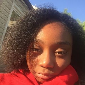 Meet your Posher, Natasha